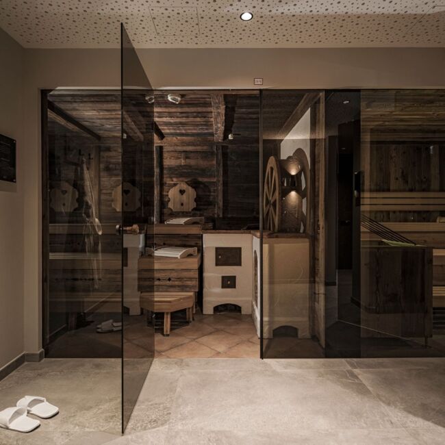 Sauna im Wellnessbereich im Schrofenblick Alpen Resort in Mayrhofen
